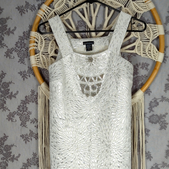 Moda International Silver and White beaded cocktail dress - Picture 2 of 11